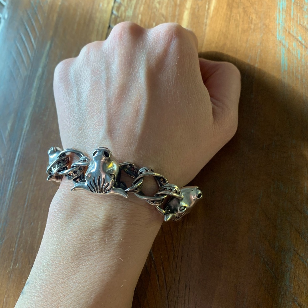 Authentic brand new Gucci Bull bracelet